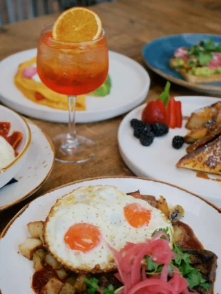 Brunch with us 🌵✨🍹